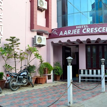 Oyo 6179 Hotel Aarjee Crescent Jaipur Luaran gambar