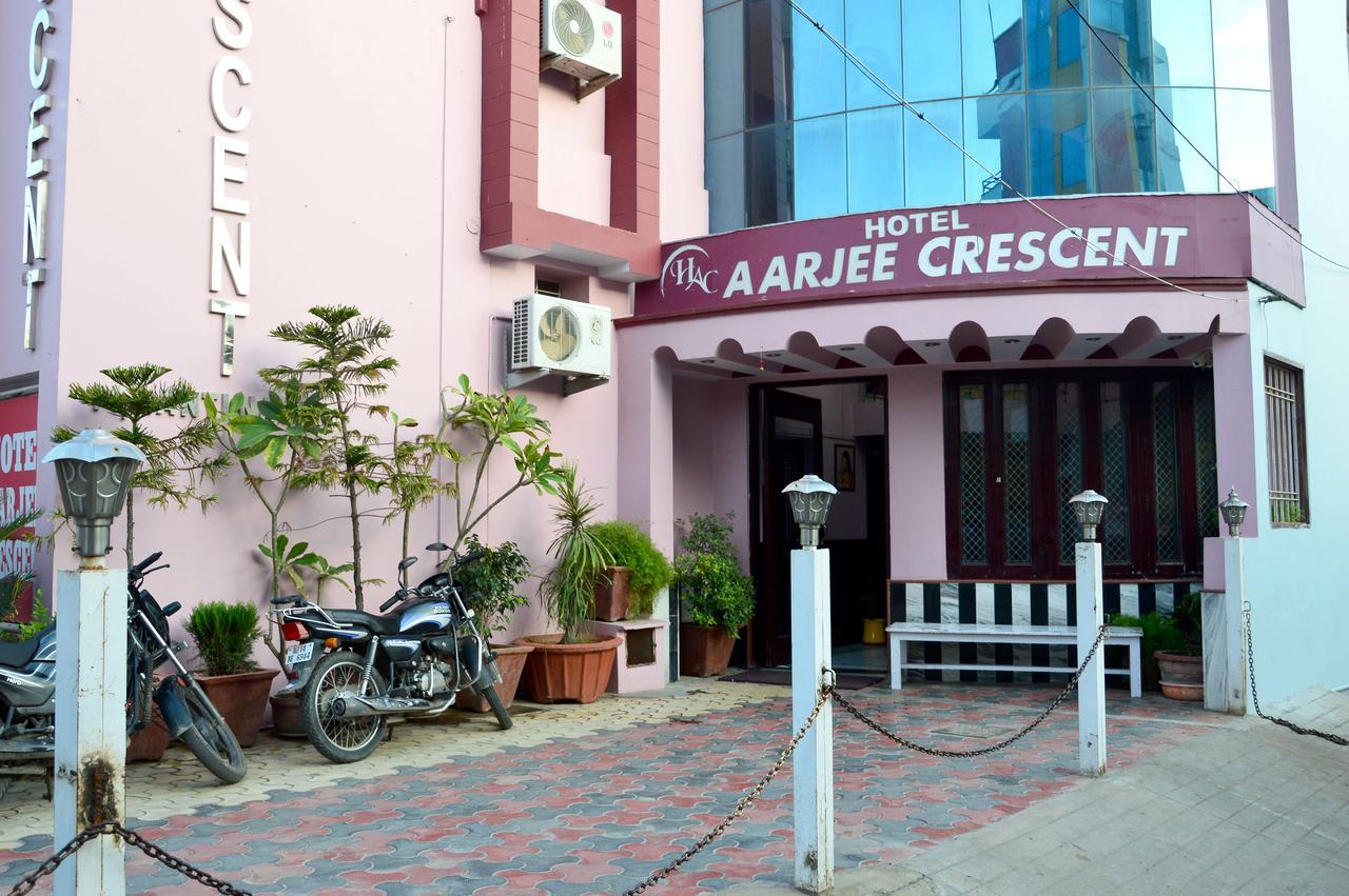Oyo 6179 Hotel Aarjee Crescent Jaipur Luaran gambar