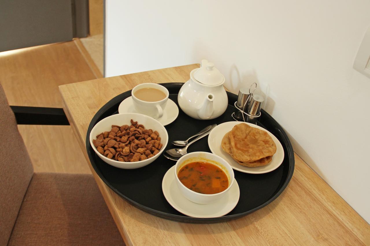 Oyo 6179 Hotel Aarjee Crescent Jaipur Luaran gambar